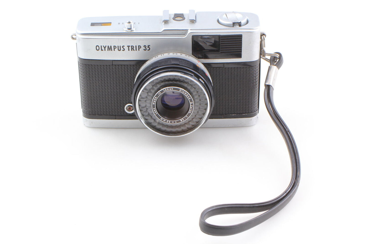 [Near MINT] Olympus Trip 35 Silver 35mm Point & Shoot Film Camera From JAPAN