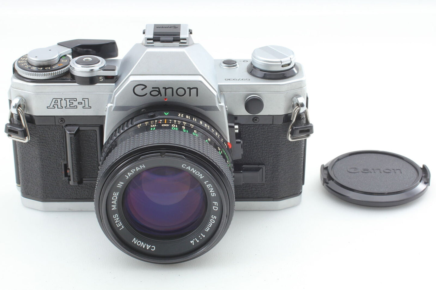 [Near MINT] Canon AE-1 Silver 35mm SLR Film Camera NEW FD 50mm f/1.4 From JAPAN