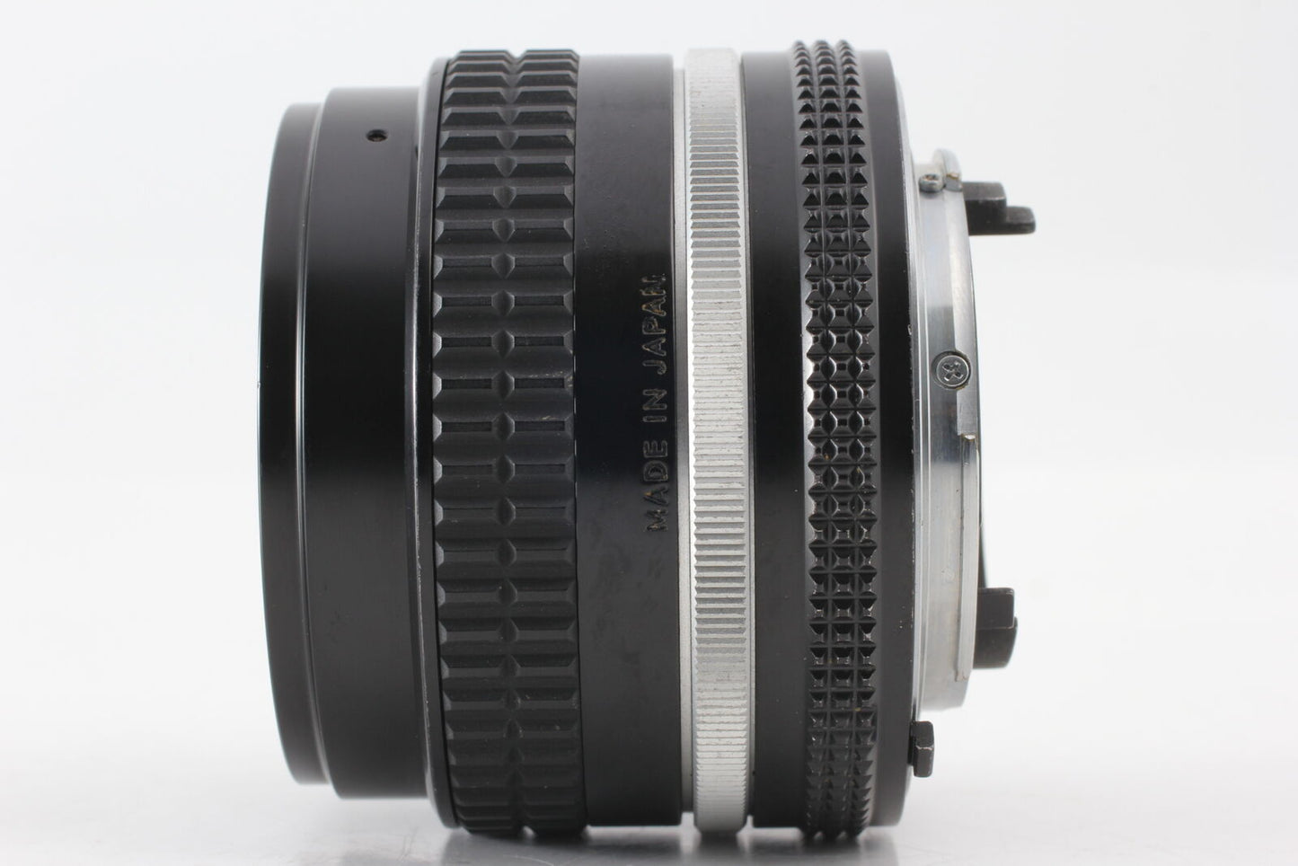 S/N 522xxx SIC Ver [N MINT] Nikon NIKKOR 50mm f/1.4 Ai-s AIS MF Prime Lens Japan