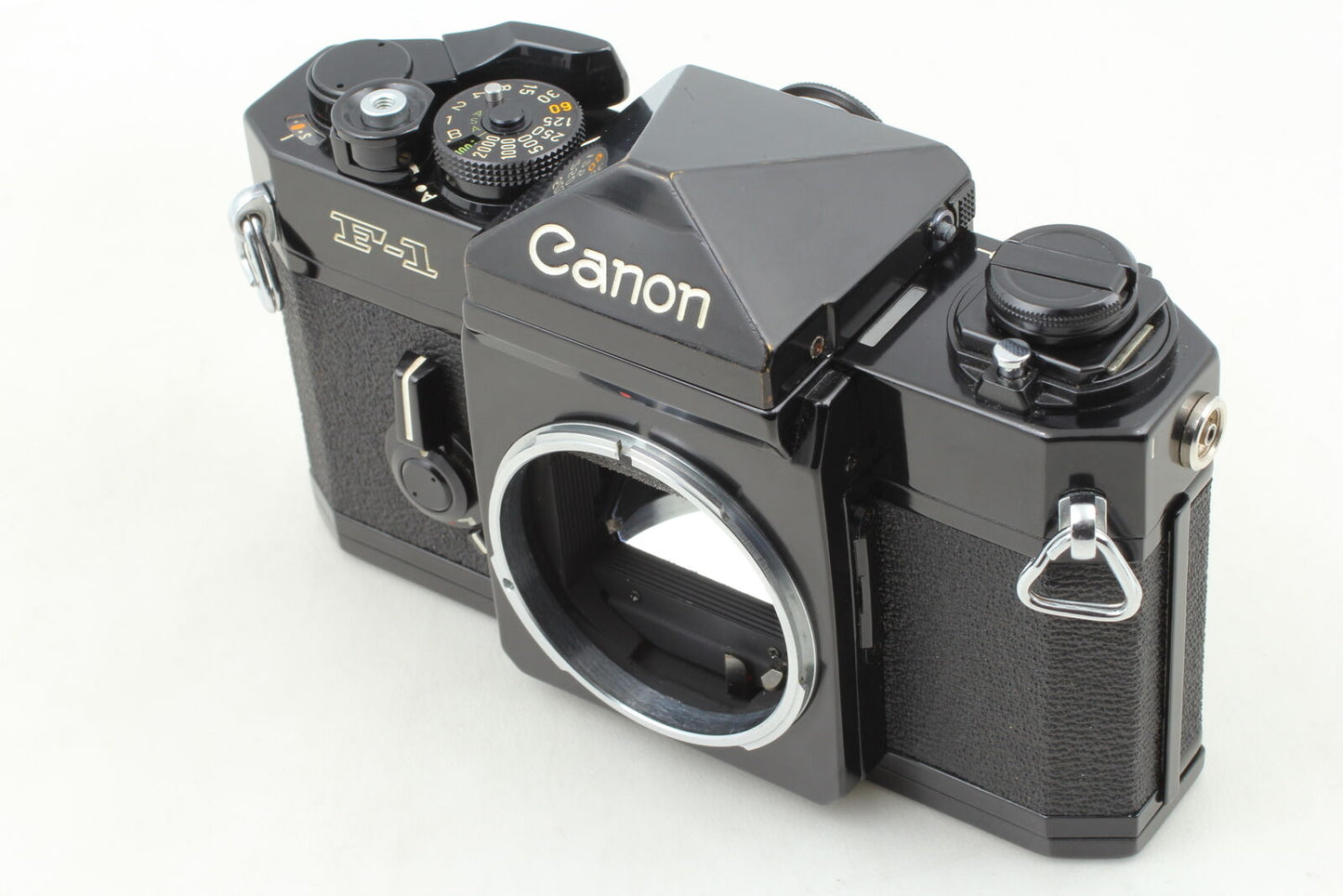 [Near MINT]  Canon F-1 Late Model 35mm SLR Film Camera Black Body From JAPAN