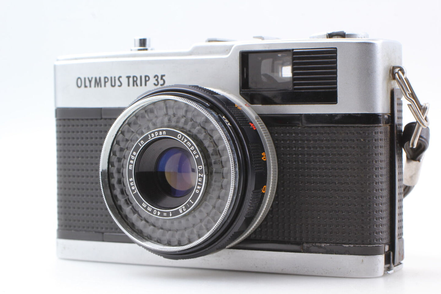 [Near MINT] Olympus Trip 35 Silver 35mm Point & Shoot Film Camera From JAPAN