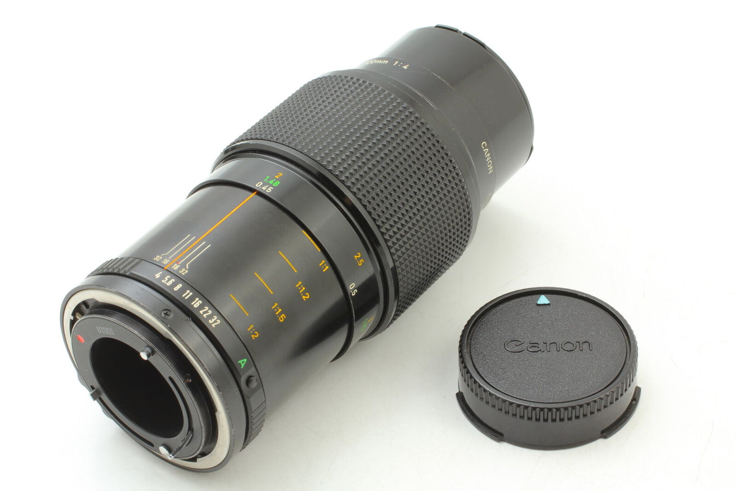 [N MINT] Canon New FD NFD 100mm f4 Macro Telephoto Lens For A-1 AE-1 From JAPAN