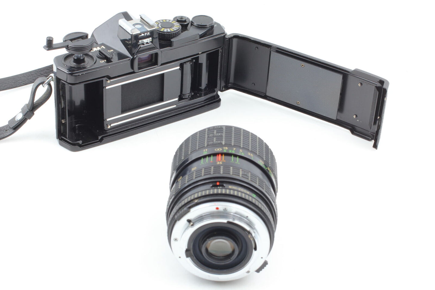 [Near MINT] Olympus OM-1 Black 35mm SLR Film Camera - Bonus Lens From JAPAN