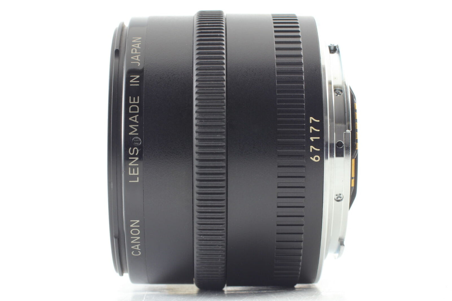 [Near MINT] Canon EF 24mm F2.8 Wide Angle AF Lens for EOS EF Mount From JAPAN