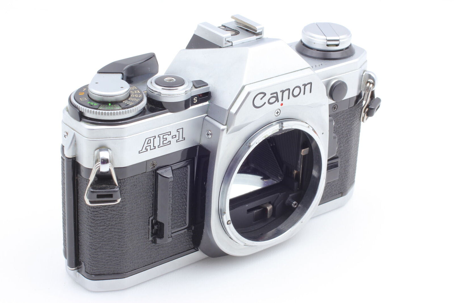 [Near MINT] Canon AE-1 Silver 35mm SLR Film Camera NEW FD 50mm f/1.4 From JAPAN